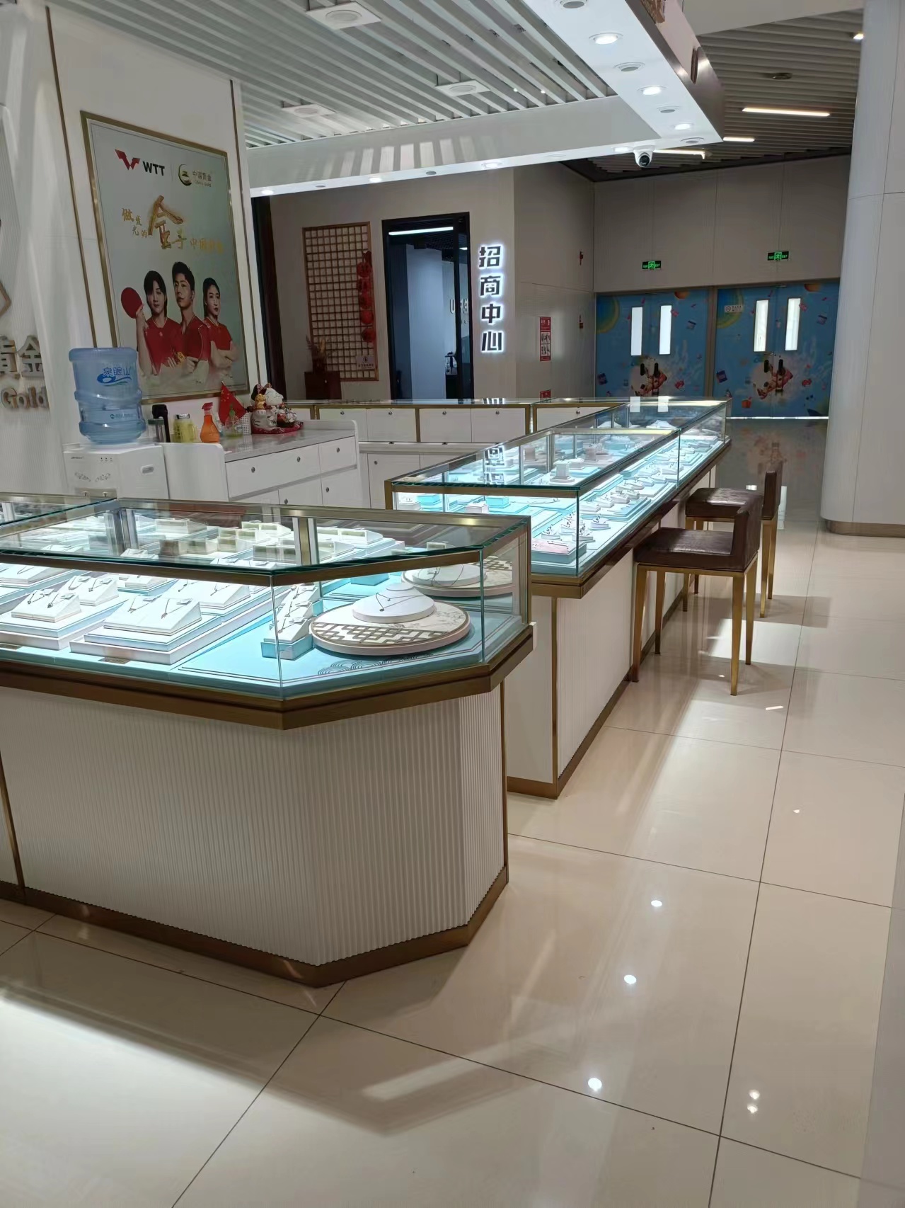 北京珠宝柜台出售二手珠宝展柜出售二手实木珠宝柜台出售租赁二手不锈